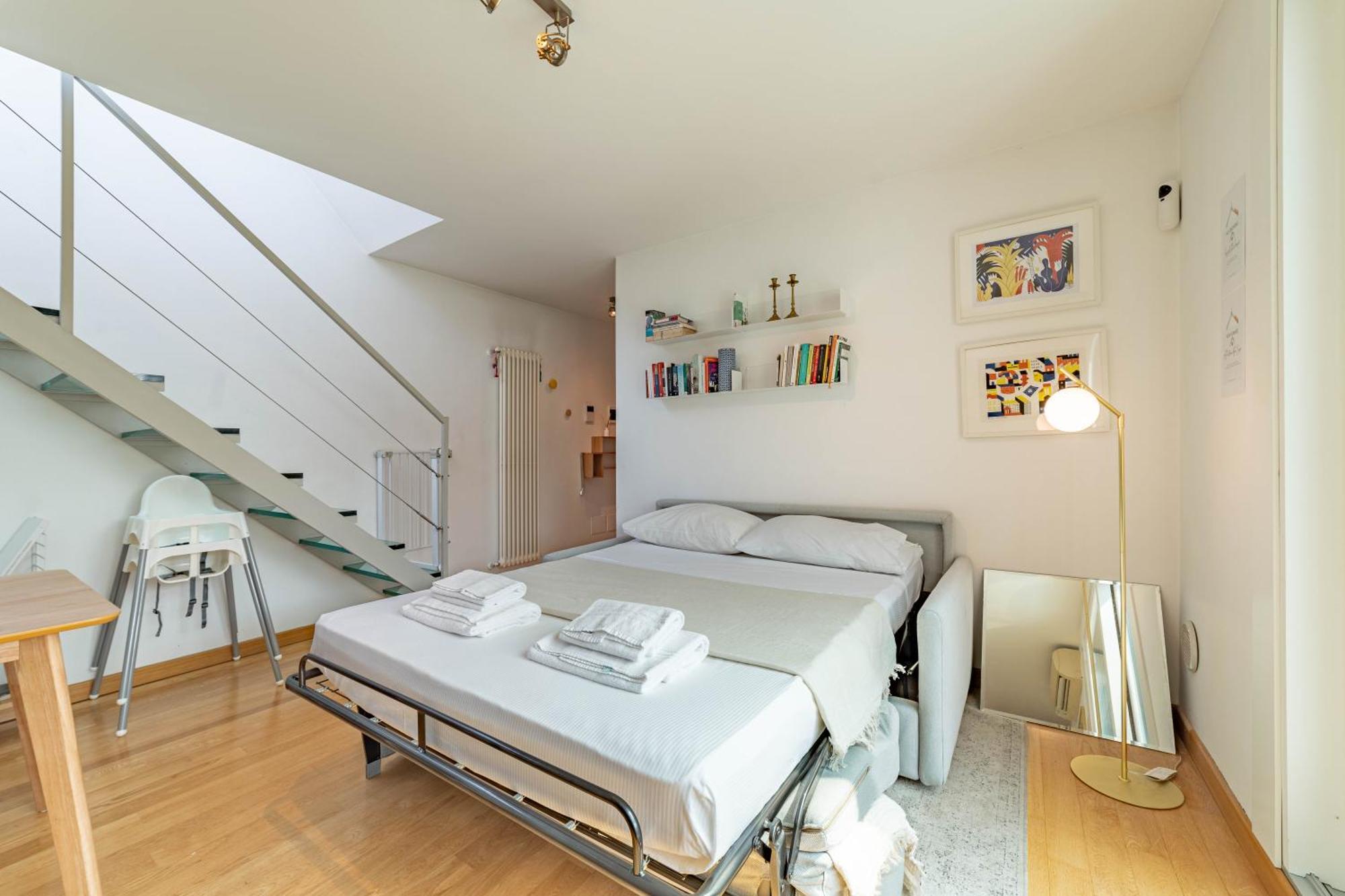 Appartamento 10' Navigli, Penthouse With Panoramic View *